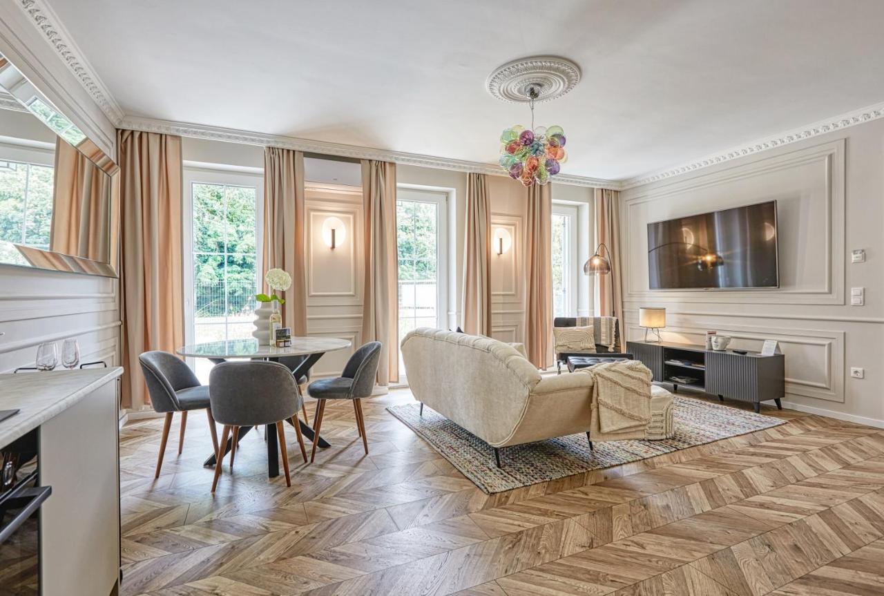 The Doors Luxury Apartment Mosonmagyaróvár Exterior foto