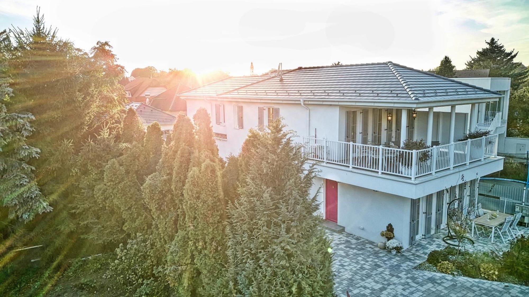 The Doors Luxury Apartment Mosonmagyaróvár Exterior foto
