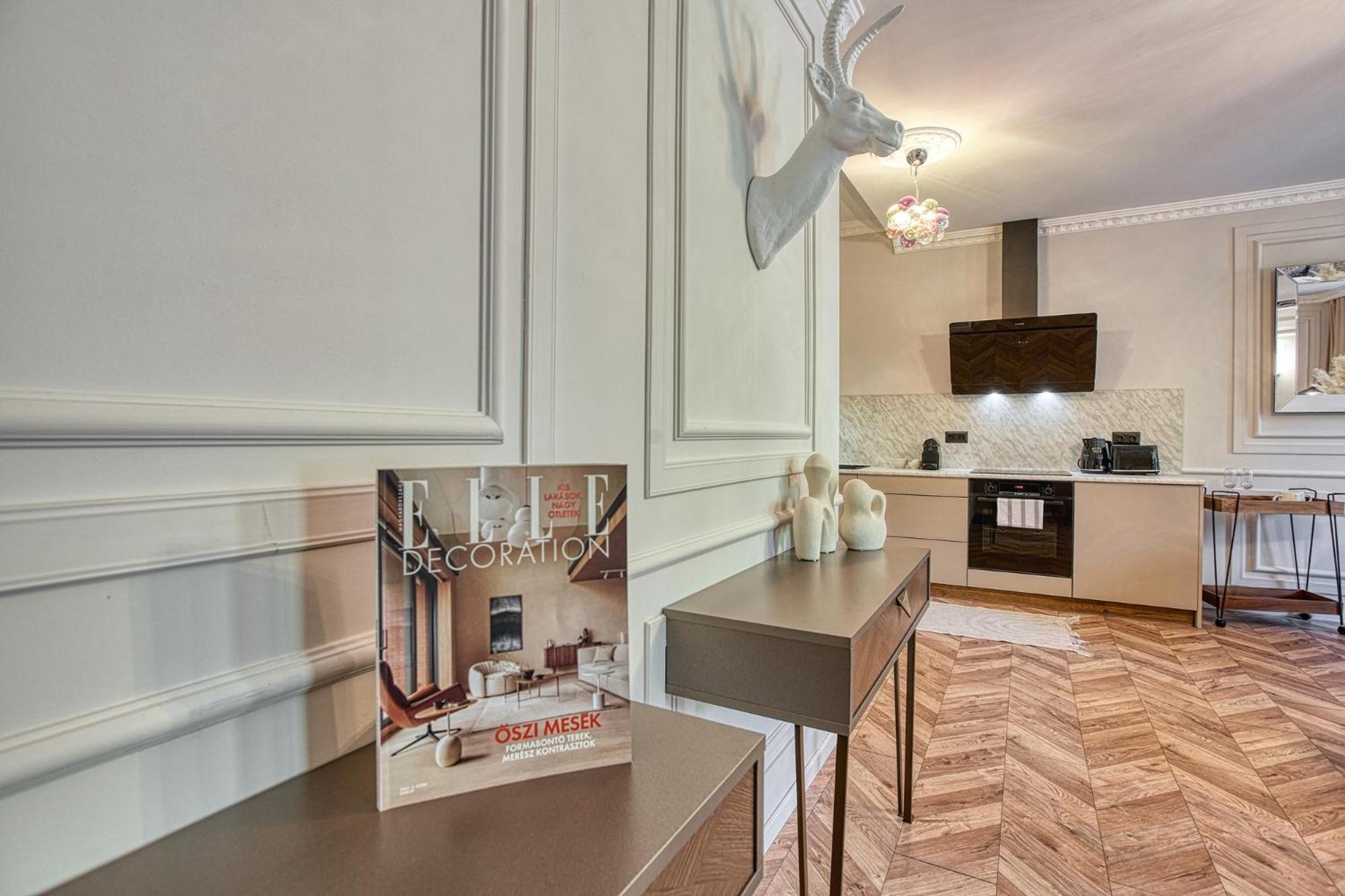The Doors Luxury Apartment Mosonmagyaróvár Exterior foto