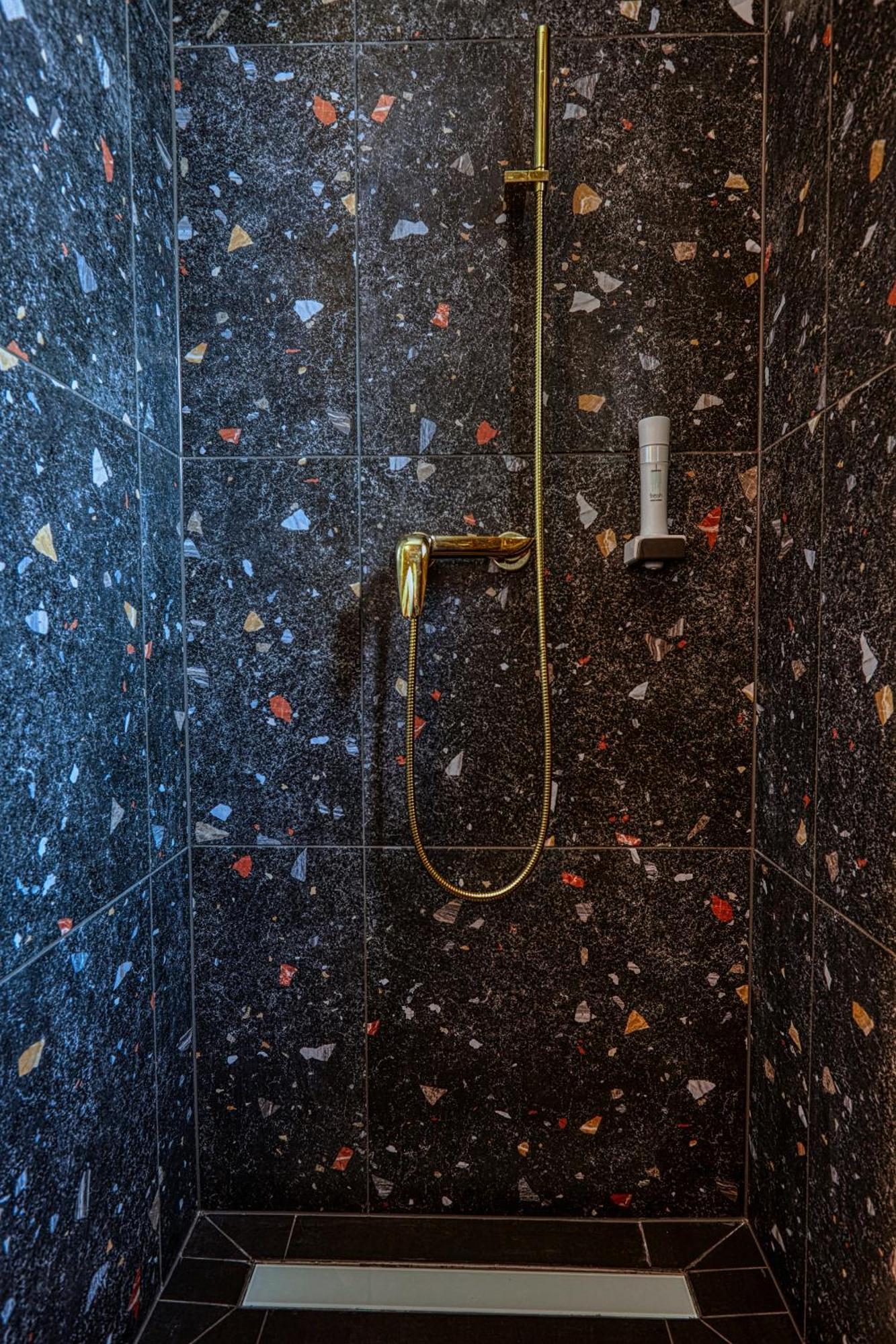 The Doors Luxury Apartment Mosonmagyaróvár Exterior foto